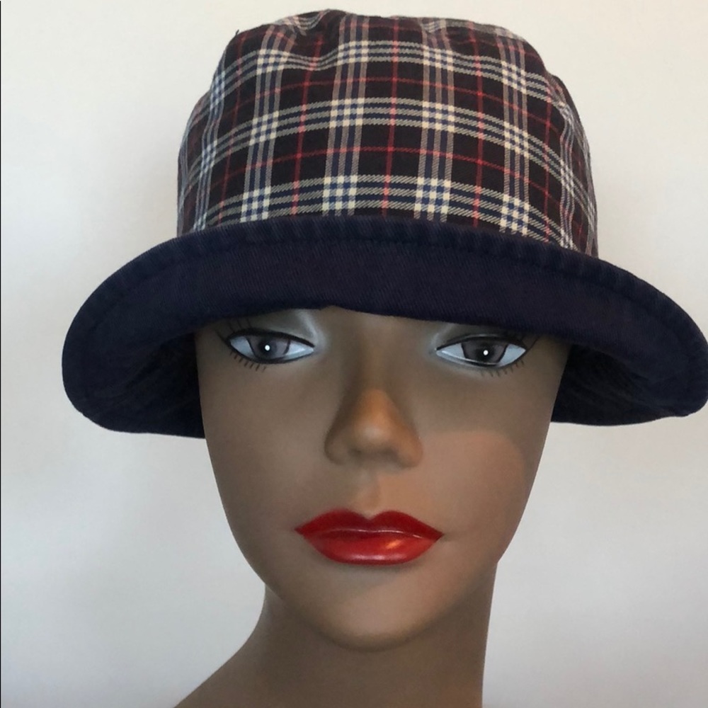 Authentic Burberry Bucky Hat. Like New - Picture 2 of 7